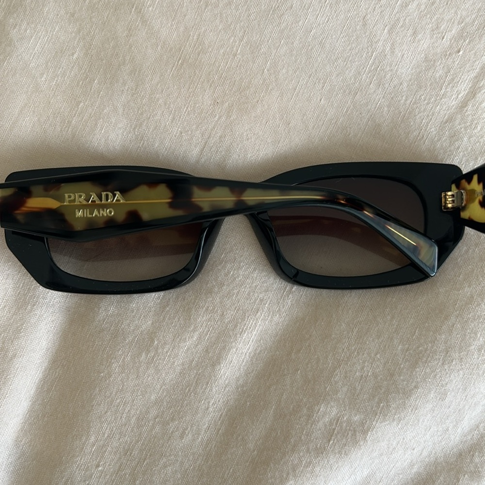 PRADA SUNGLASSES NEW SPRB05 - Picture 6 of 8